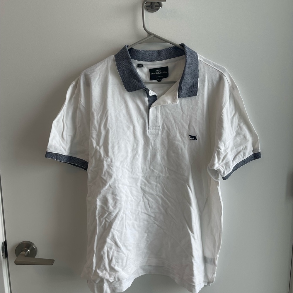 Rodd & Gunn Men's White Polo Shirt with Blue Accents